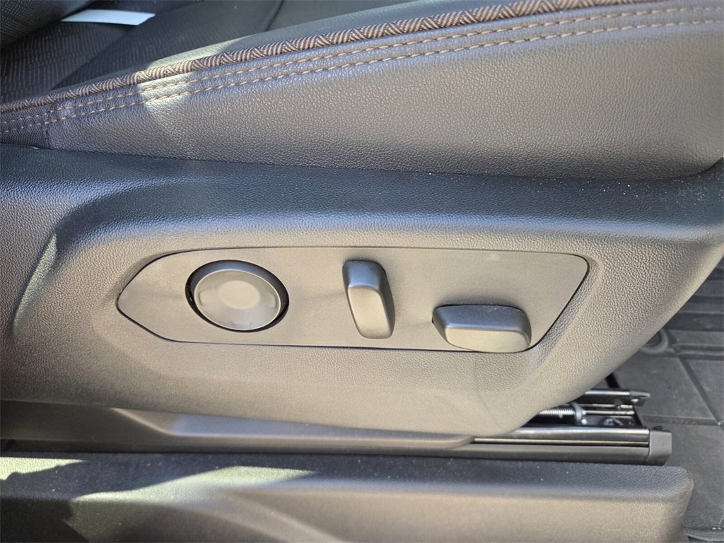 Used 2024 Chevrolet Tahoe High Country image 18