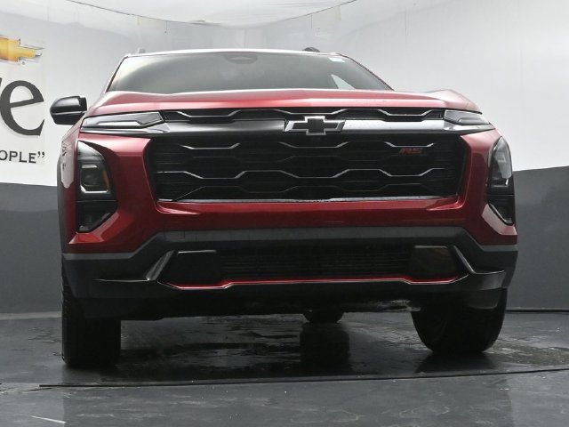 New 2027 Chevrolet Equinox RS w/ Safety and Technology Package FWD image 3