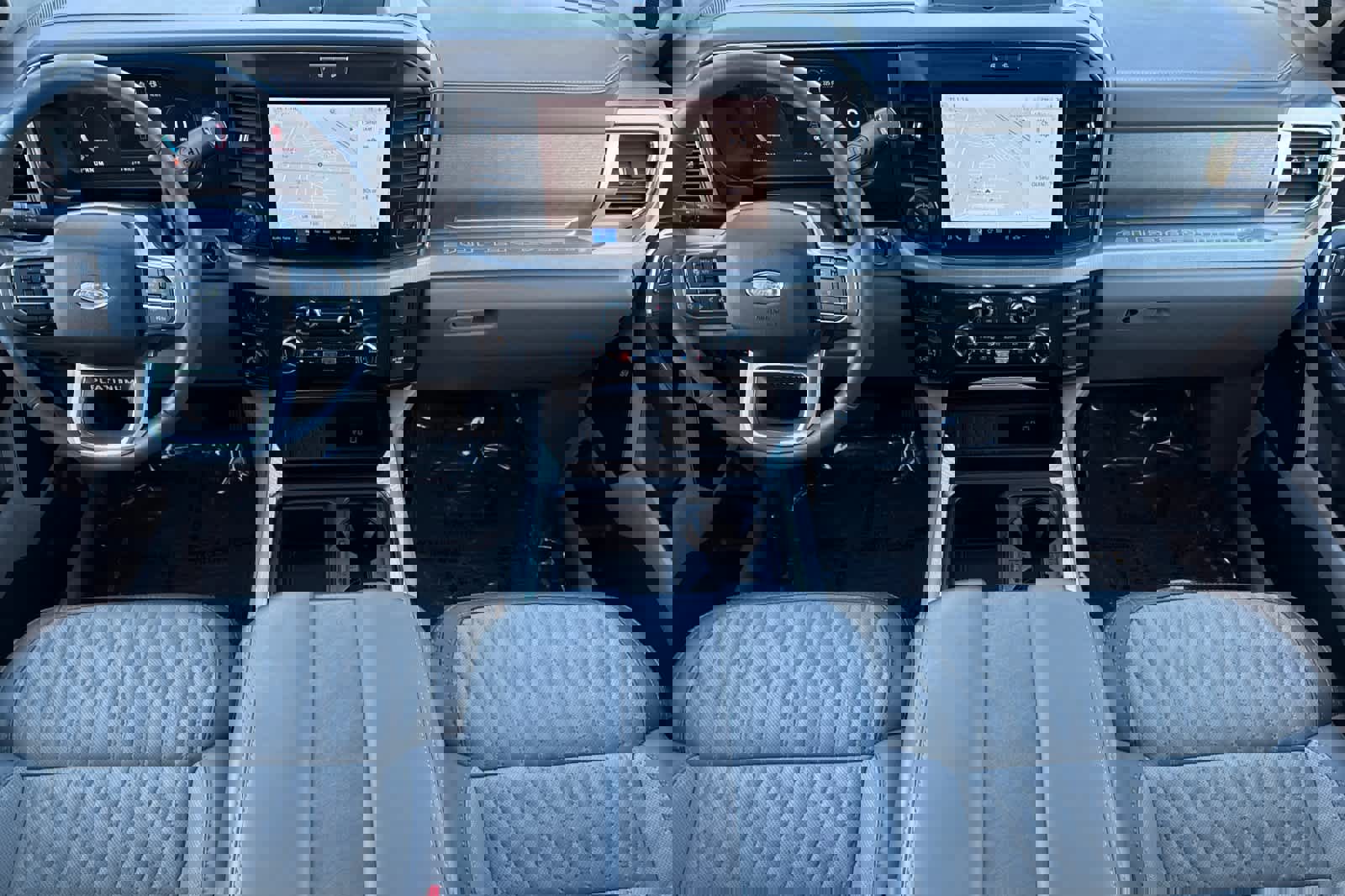 Used 2026 Ford F350 Platinum w/ Platinum Plus Package image 3