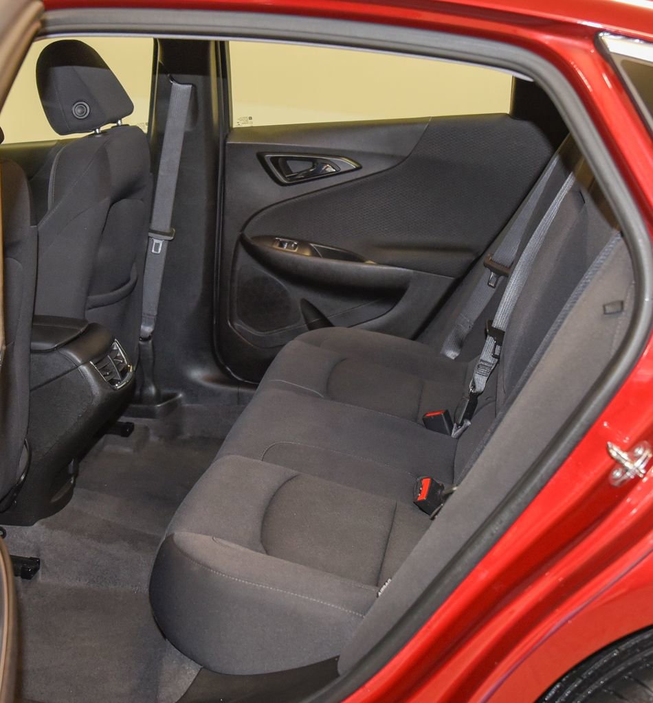 Used 2023 Chevrolet Malibu LT image 4