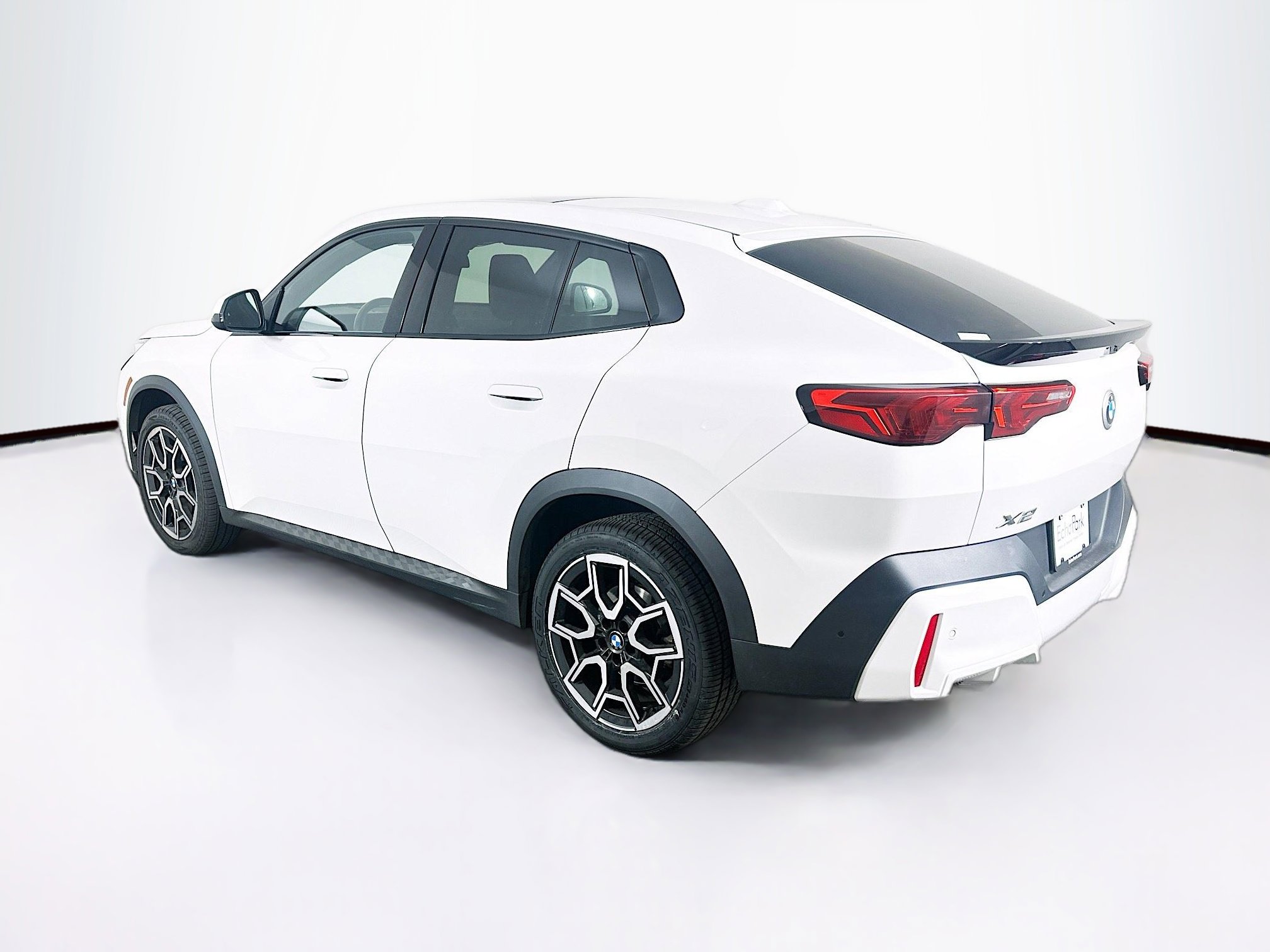 Used 2025 BMW X2 xDrive28i image 5