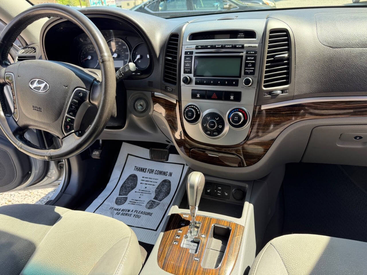 Used 2011 Hyundai Santa Fe SE AWD/4WD image 18