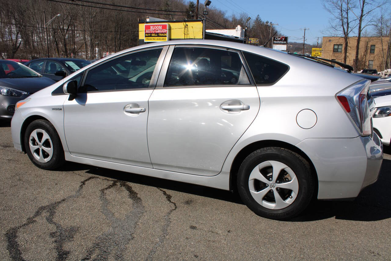 Used 2012 Toyota Prius Two image 11