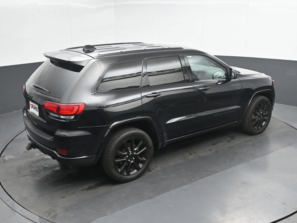 Used 2021 Jeep Grand Cherokee Laredo X AWD/4WD image 32
