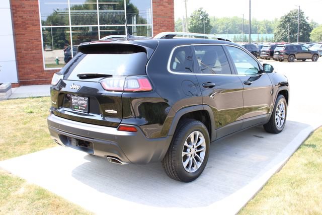 Used 2019 Jeep Cherokee Latitude Plus w/ Cold Weather Group AWD/4WD image 34