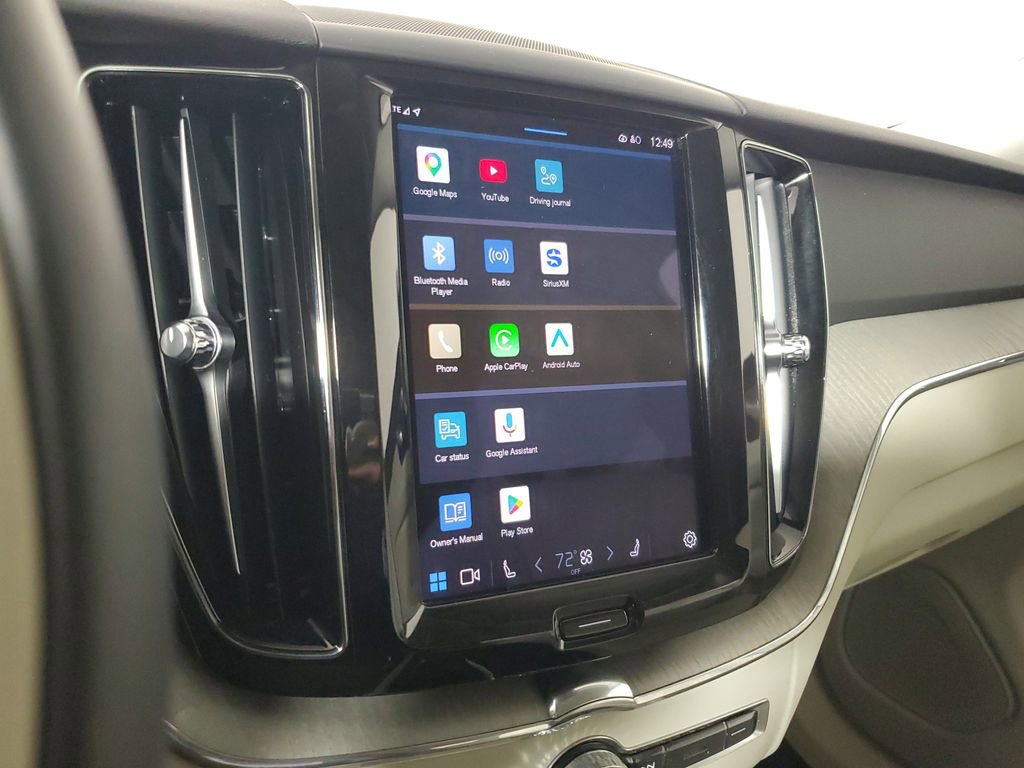 Used 2023 Volvo XC60 B5 Plus image 31