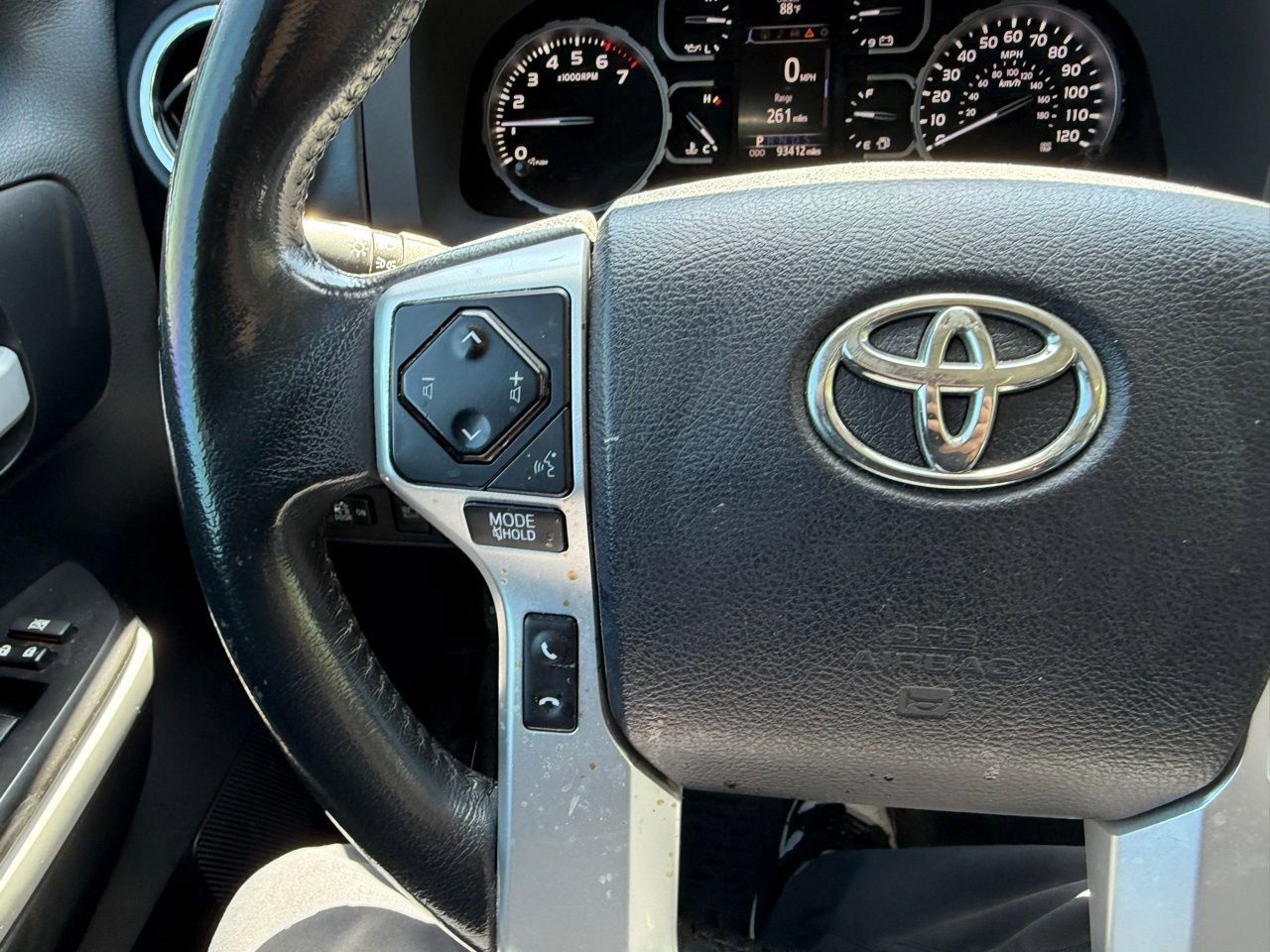 Used 2018 Toyota Tundra Limited w/ Limited Premium Package AWD/4WD image 19
