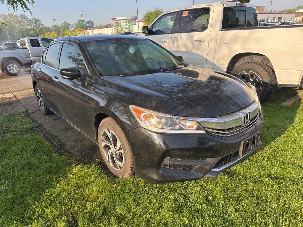 Used 2017 Honda Accord LX image 3