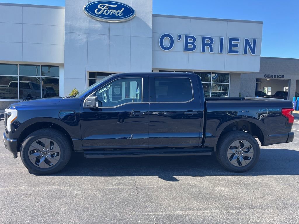 New 2025 Ford F150 Lightning Flash AWD/4WD image 2