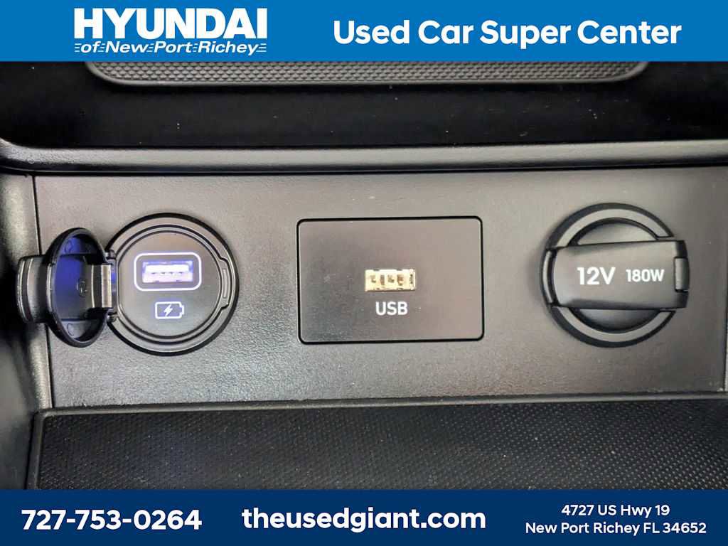Certified 2022 Hyundai Kona SEL w/ Cargo Package image 21