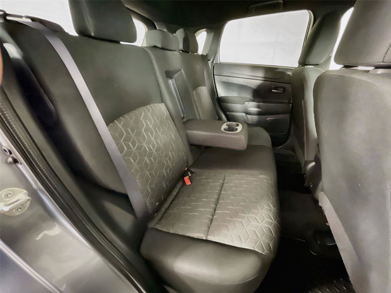 Used 2024 Mitsubishi Outlander Sport AWD image 29