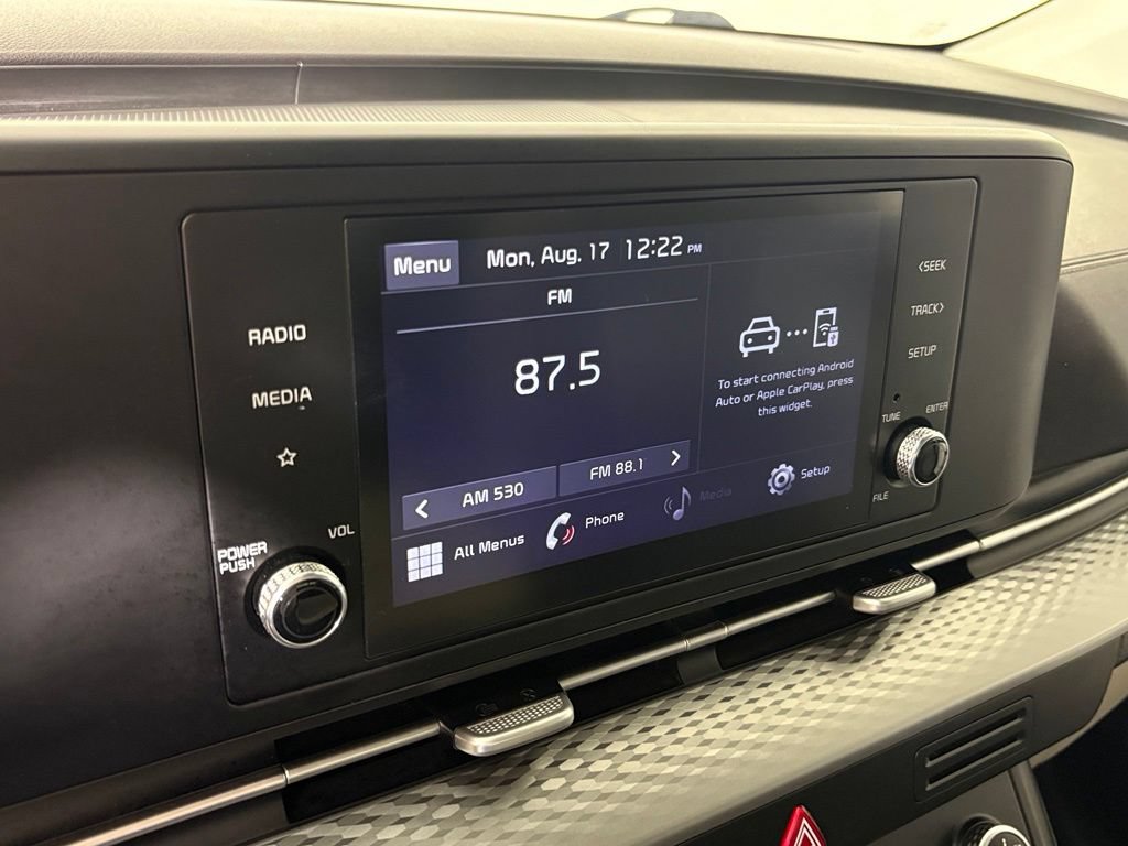 Used 2022 Kia Carnival LX FWD image 23