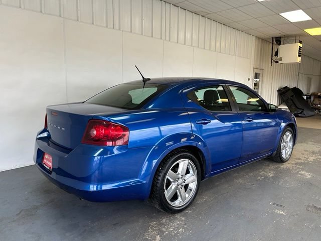 Used 2014 Dodge Avenger SE FWD image 3