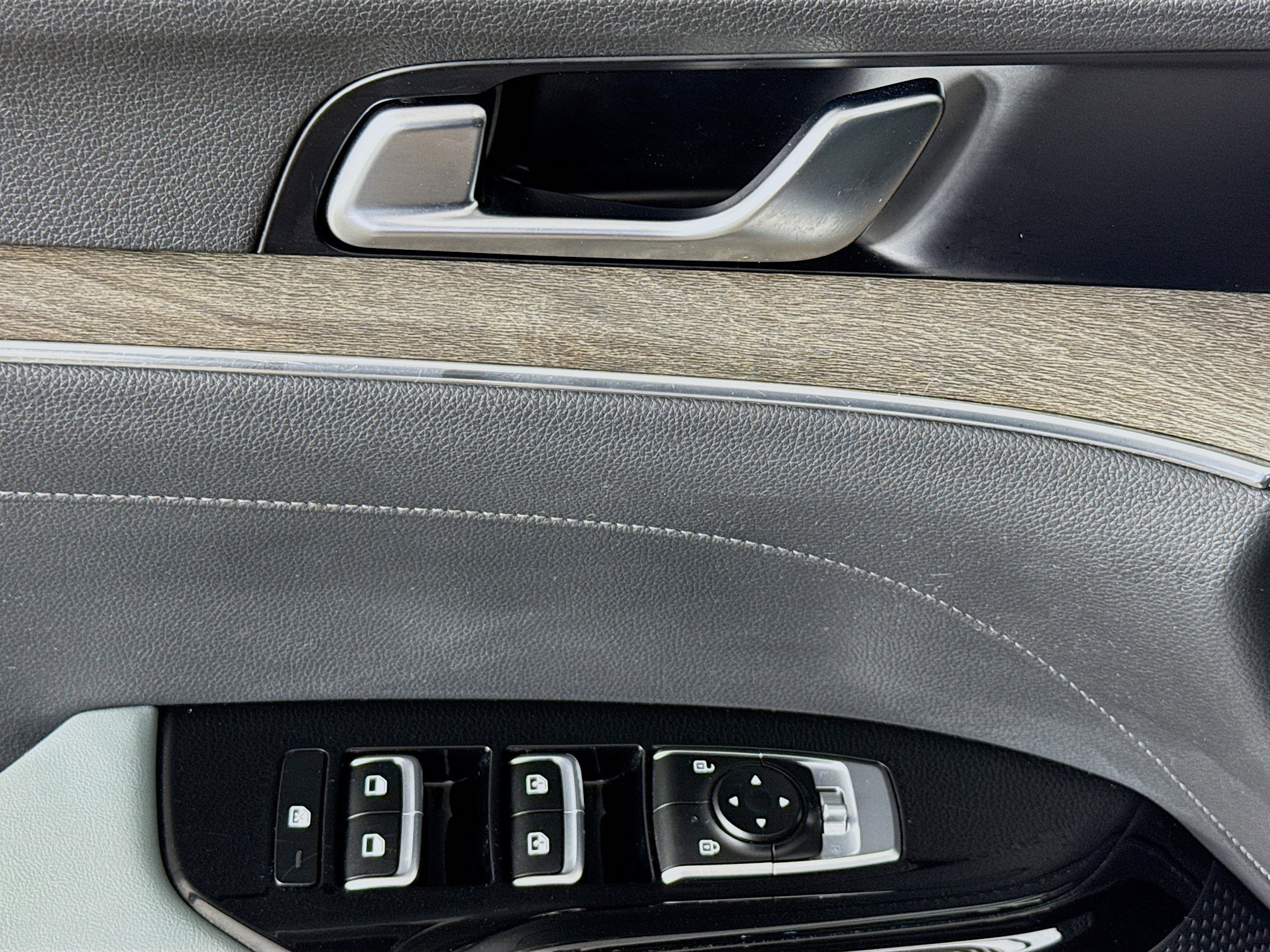 Used 2023 Kia K5 EX image 23