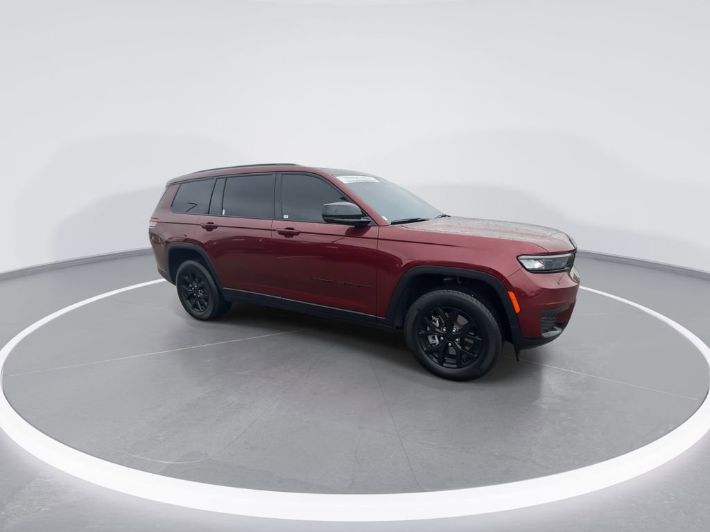 Used 2025 Jeep Grand Cherokee L Altitude AWD/4WD image 2