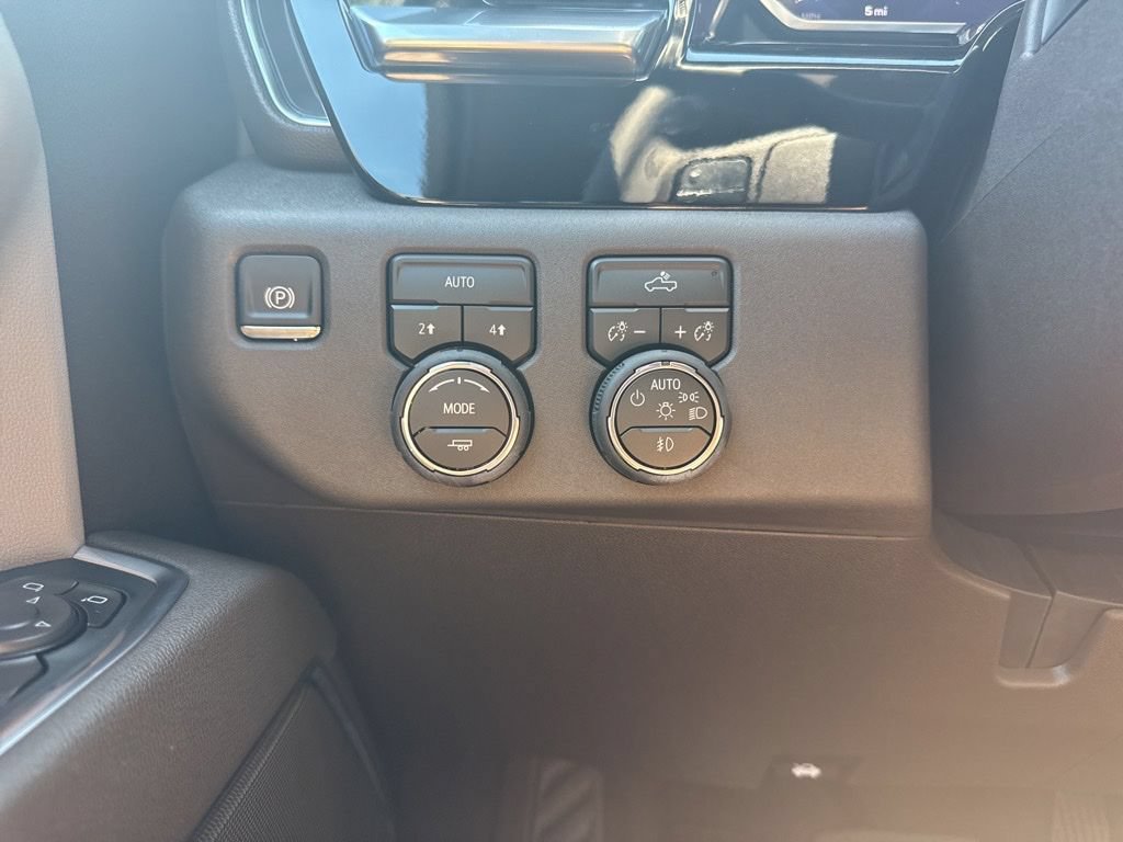 New 2026 Chevrolet Silverado 1500 RST AWD/4WD image 28