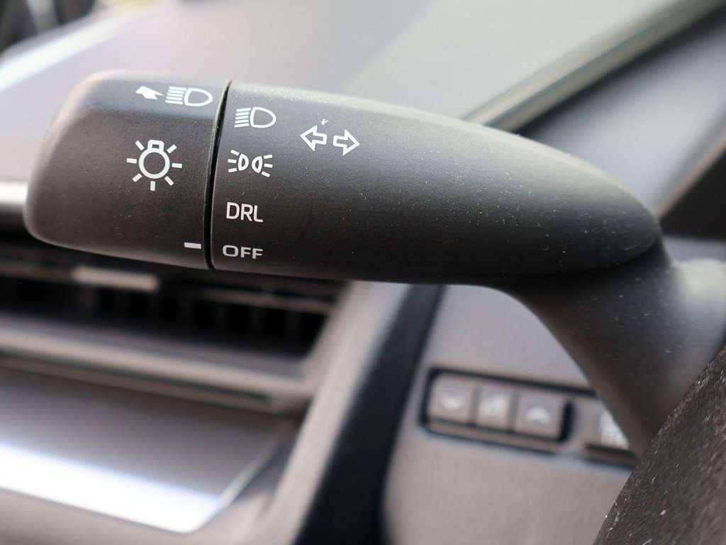 Used 2024 Toyota Prius LE image 42