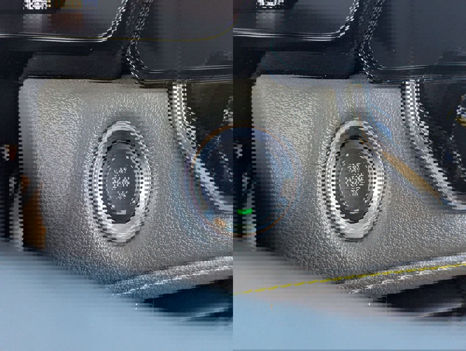 Used 2026 Chevrolet Colorado ZR2 w/ Technology Package image 27