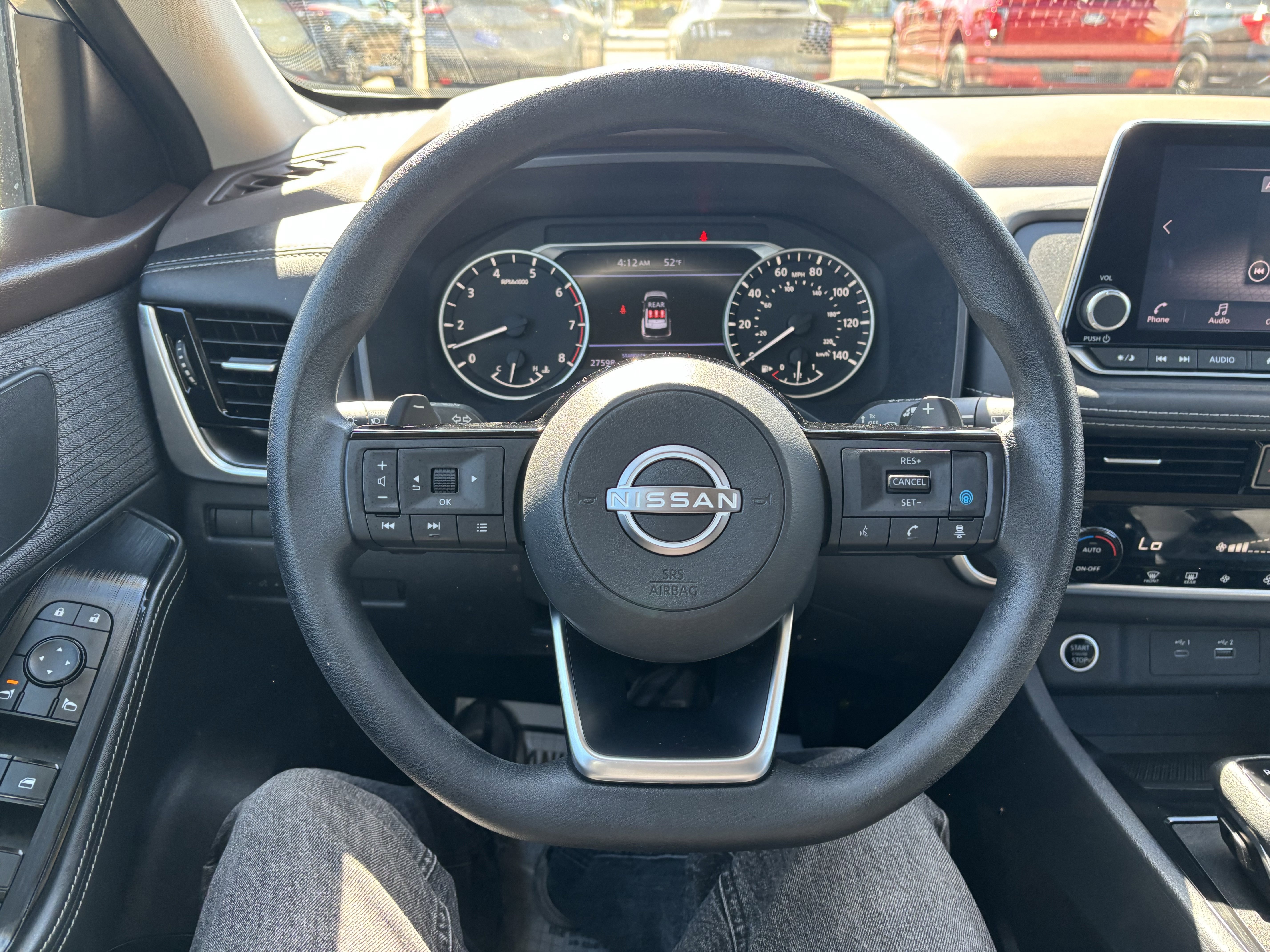 Used 2023 Nissan Rogue SV image 25