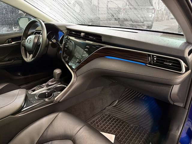 Used 2018 Toyota Camry L image 12