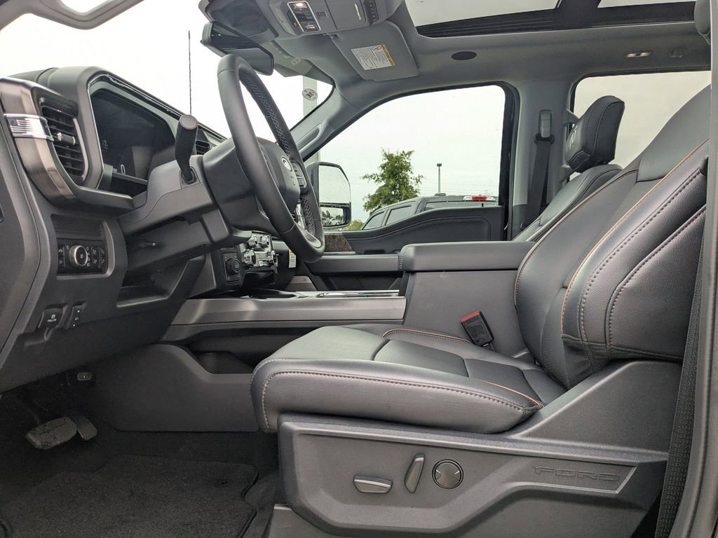 New 2025 Ford F250 Lariat w/ Lariat Ultimate Package image 14