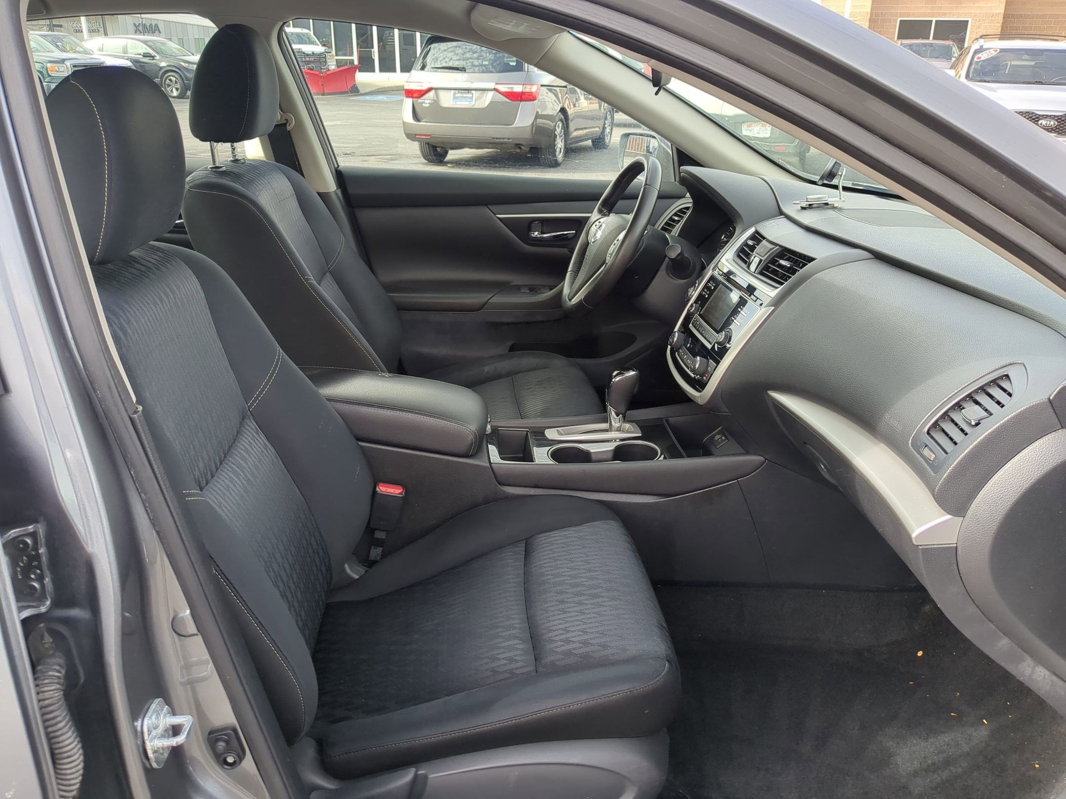 Used 2018 Nissan Altima 2.5 SV image 26