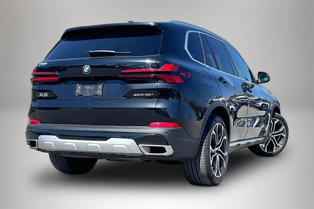 Used 2025 BMW X5 xDrive40i w/ Climate Comfort Package image 5