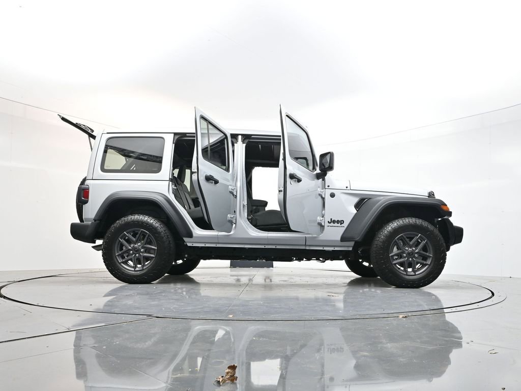 Used 2024 Jeep Wrangler Sport S image 46