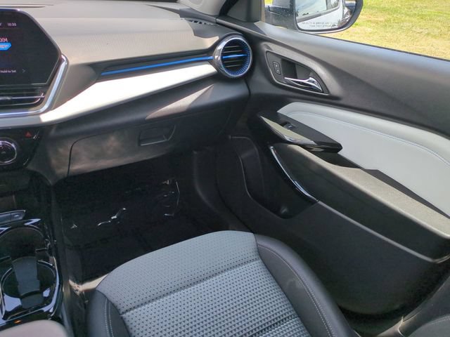 Used 2025 Chevrolet Trax LT w/ LT Convenience Package FWD image 18