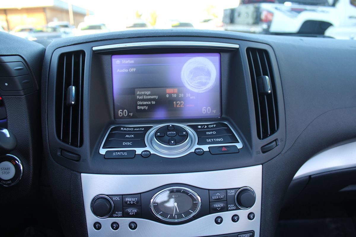 Used 2009 INFINITI G37 Convertible RWD image 26