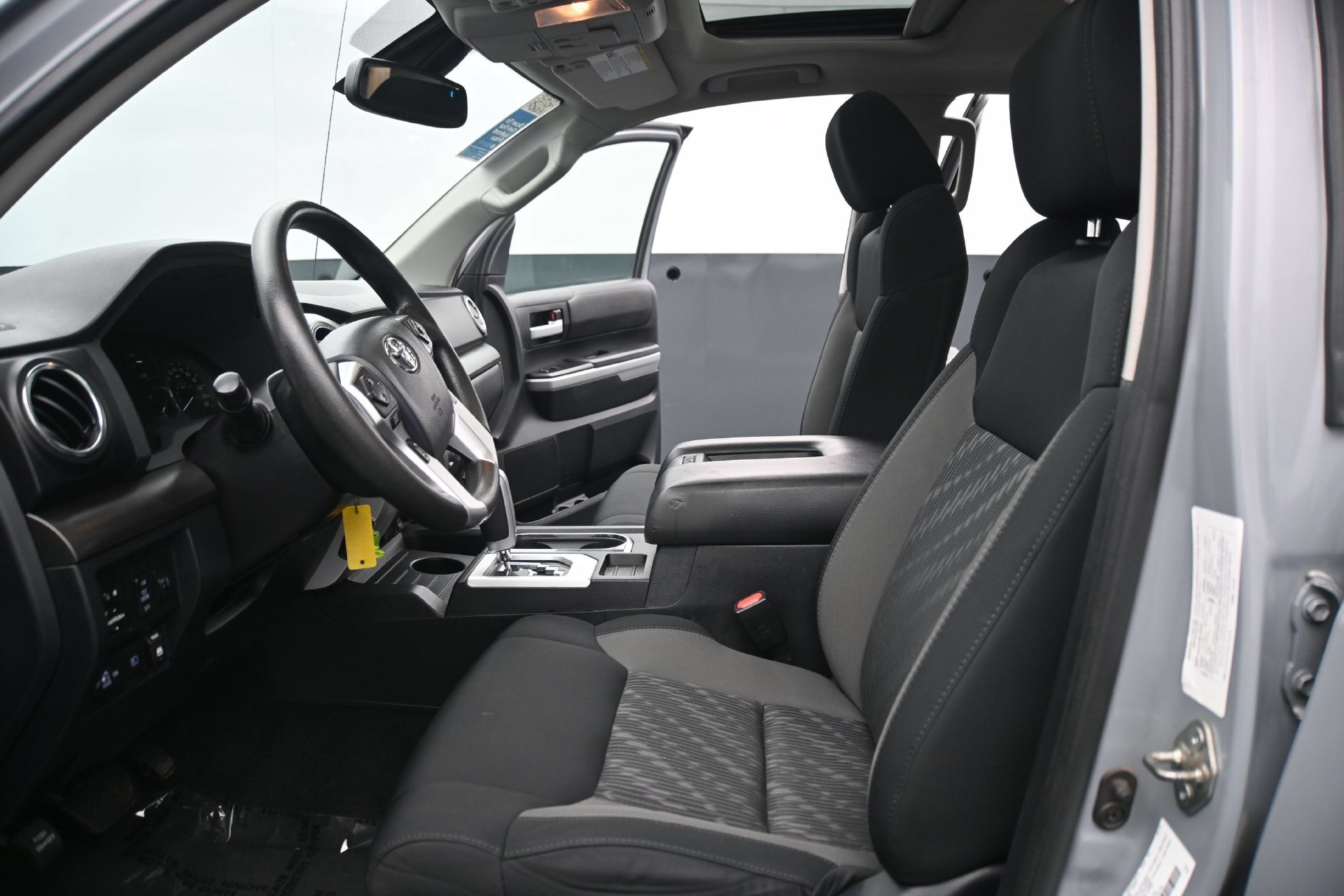 Used 2018 Toyota Tundra SR5 AWD/4WD image 19