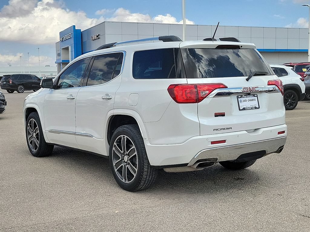 Used 2018 GMC Acadia Denali w/ Technology Package FWD image 8