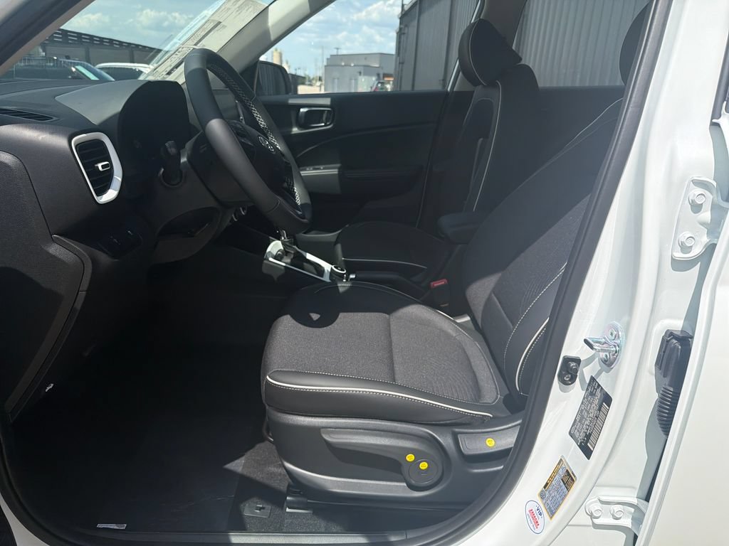 New 2026 Hyundai Venue SEL FWD image 12