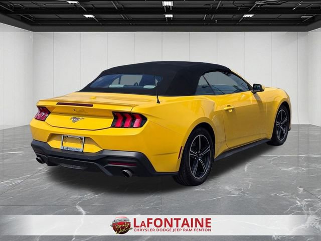 Used 2024 Ford Mustang Premium RWD image 5