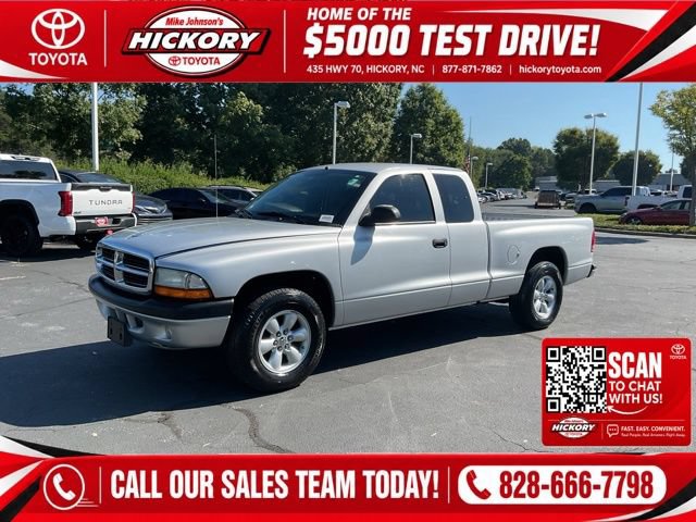 Used 2004 Dodge Dakota Sport w/ Deluxe Convenience Group