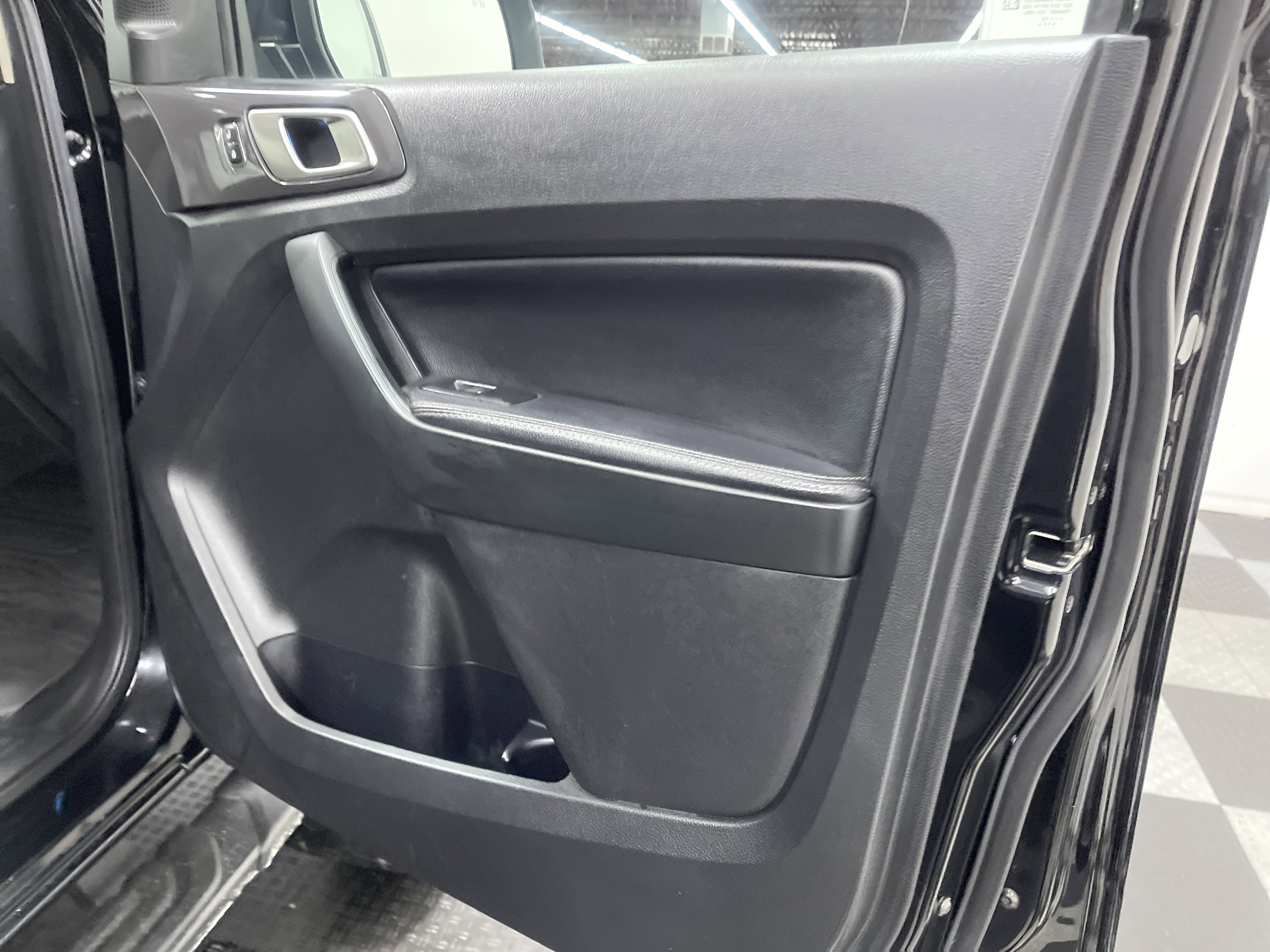 Used 2019 Ford Ranger Lariat w/ FX4 Off-Road Package AWD/4WD image 23