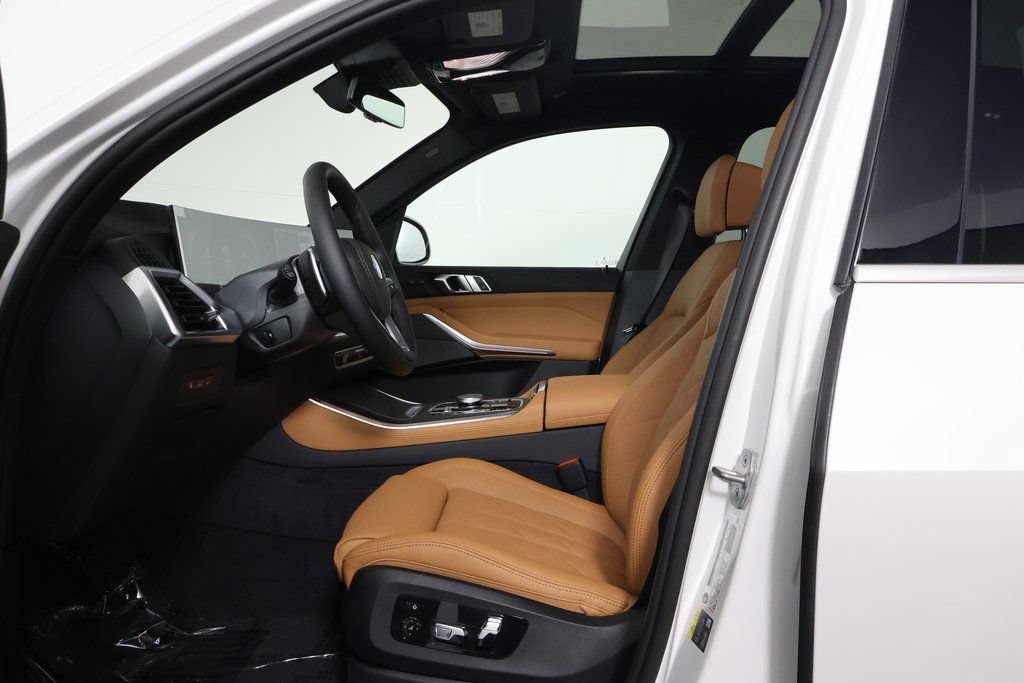 New 2026 BMW X5 xDrive50e AWD/4WD image 5