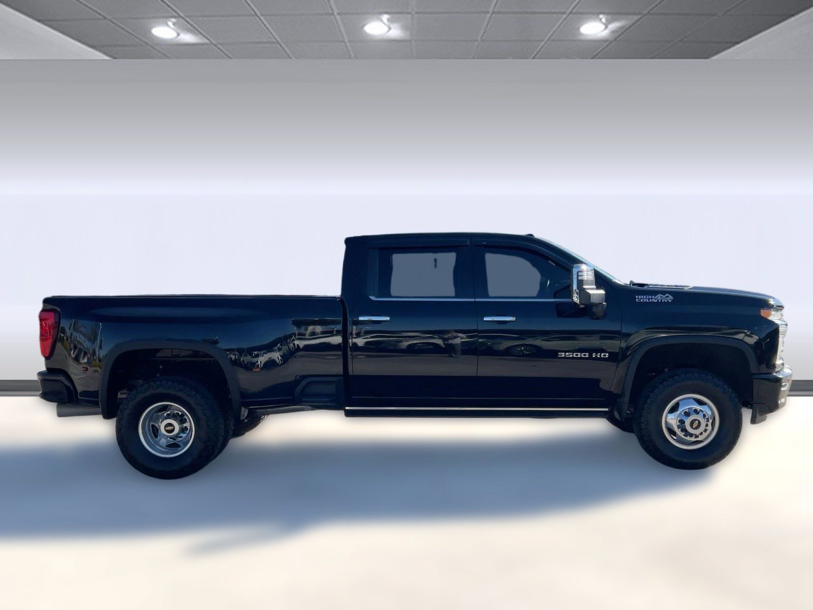 Used 2023 Chevrolet Silverado 3500 High Country image 7