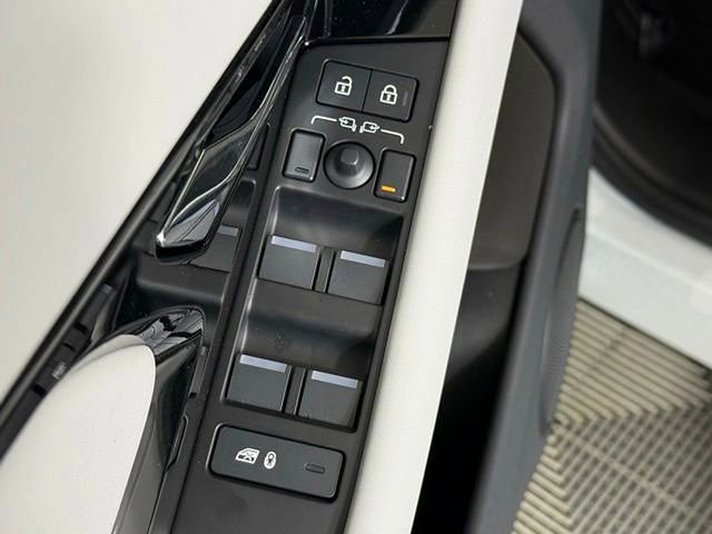 New 2026 Land Rover Range Rover Evoque S AWD/4WD image 27
