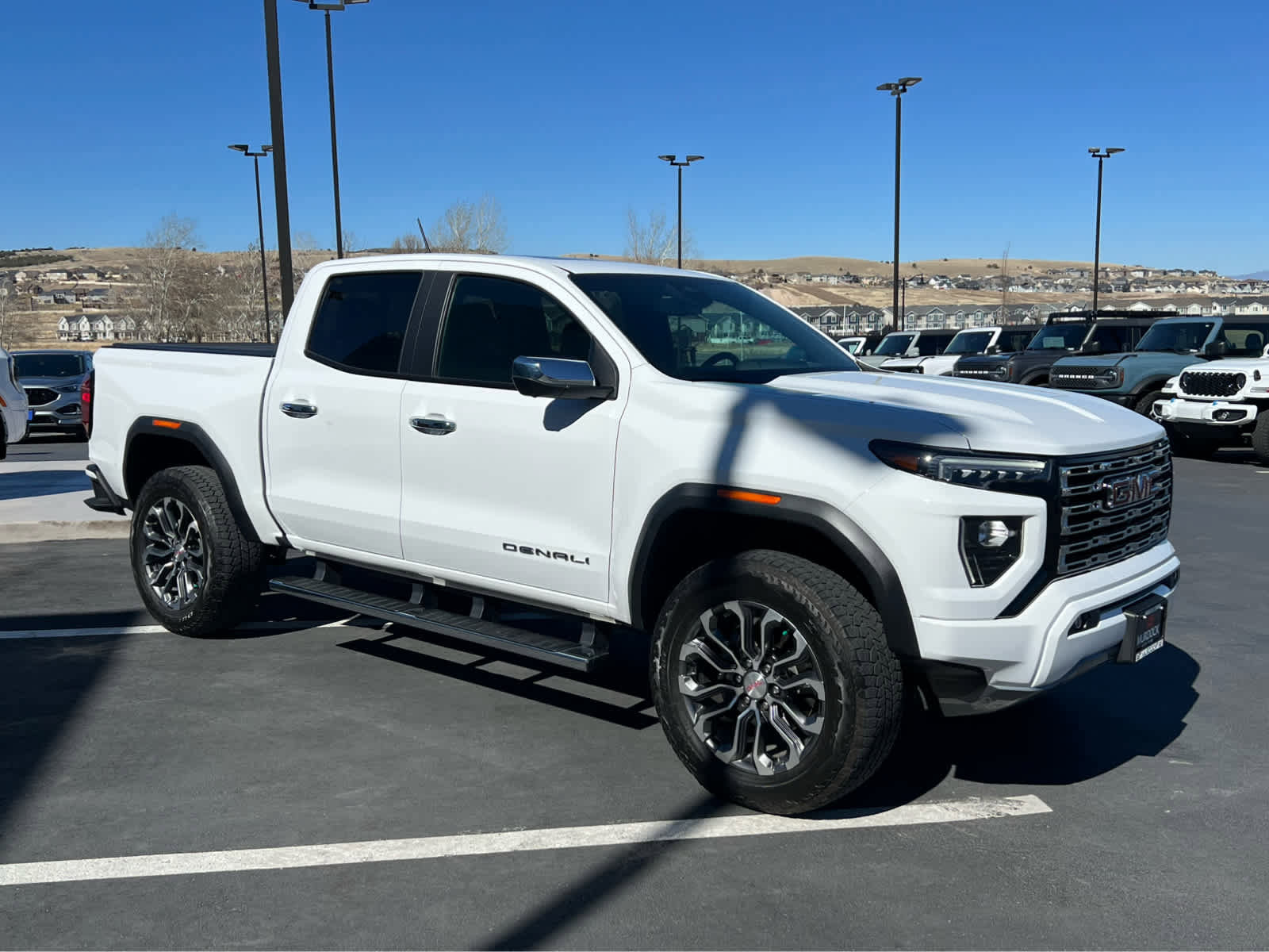 Used 2023 GMC Canyon Denali image 5
