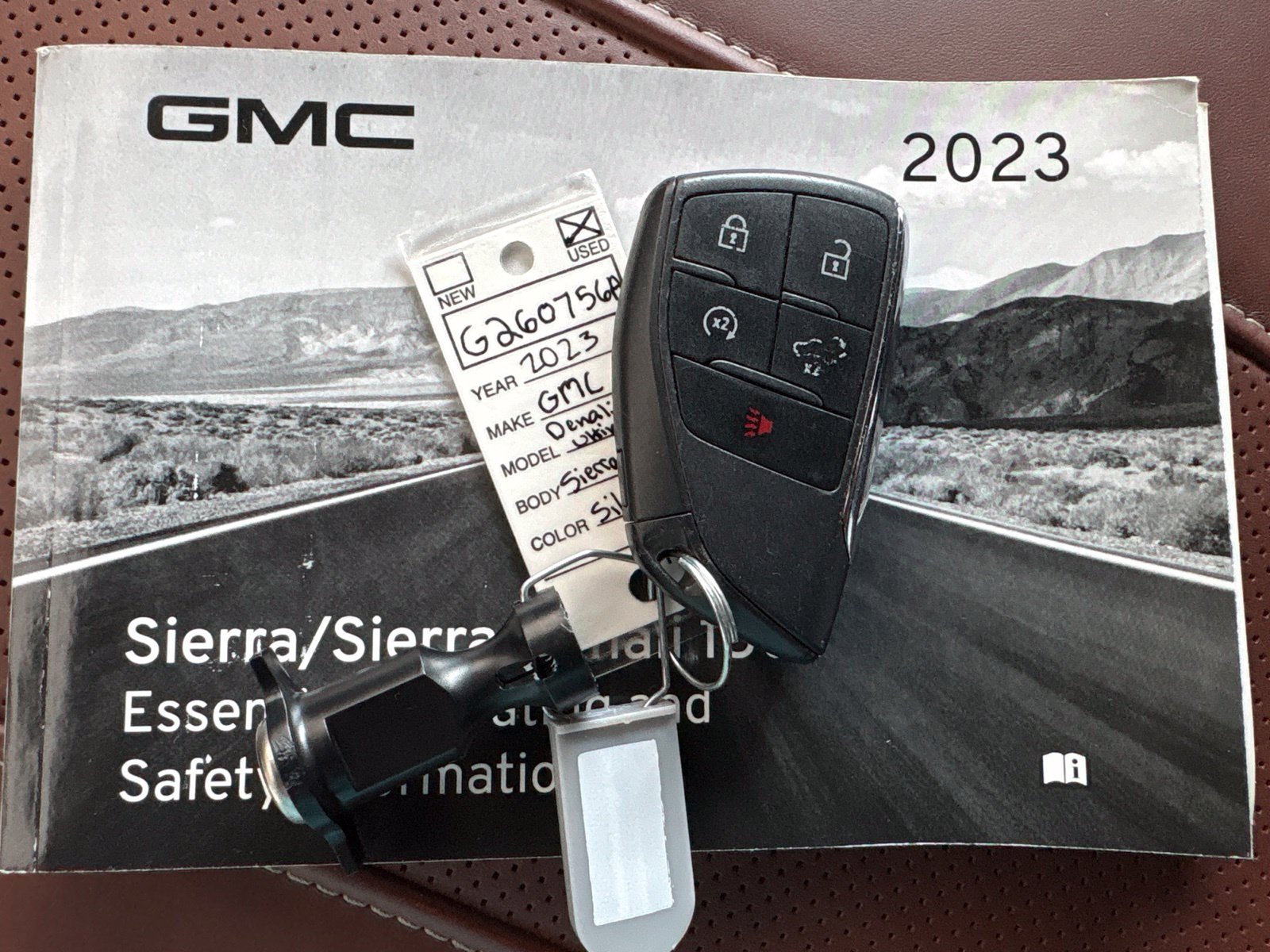 Used 2023 GMC Sierra 1500 Denali Ultimate AWD/4WD image 36
