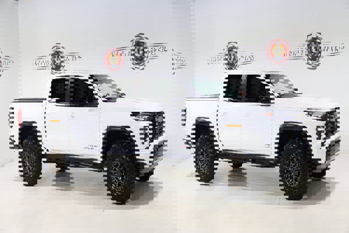 Used 2023 GMC Canyon AT4X image 6