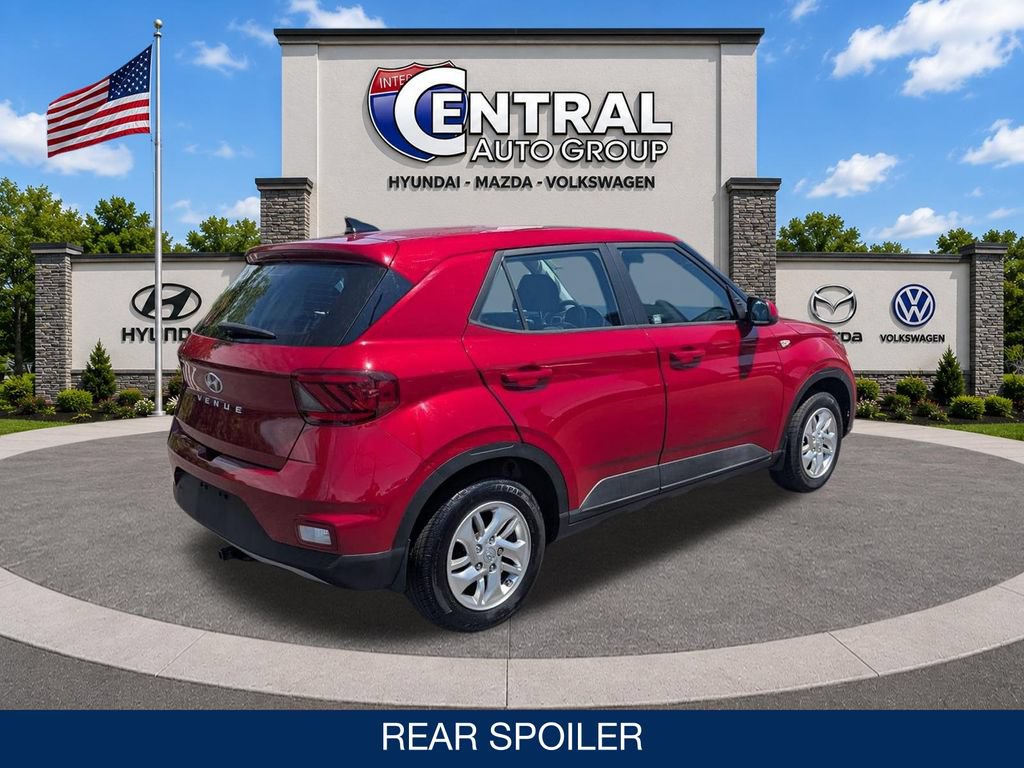 Certified 2021 Hyundai Venue SE FWD image 8