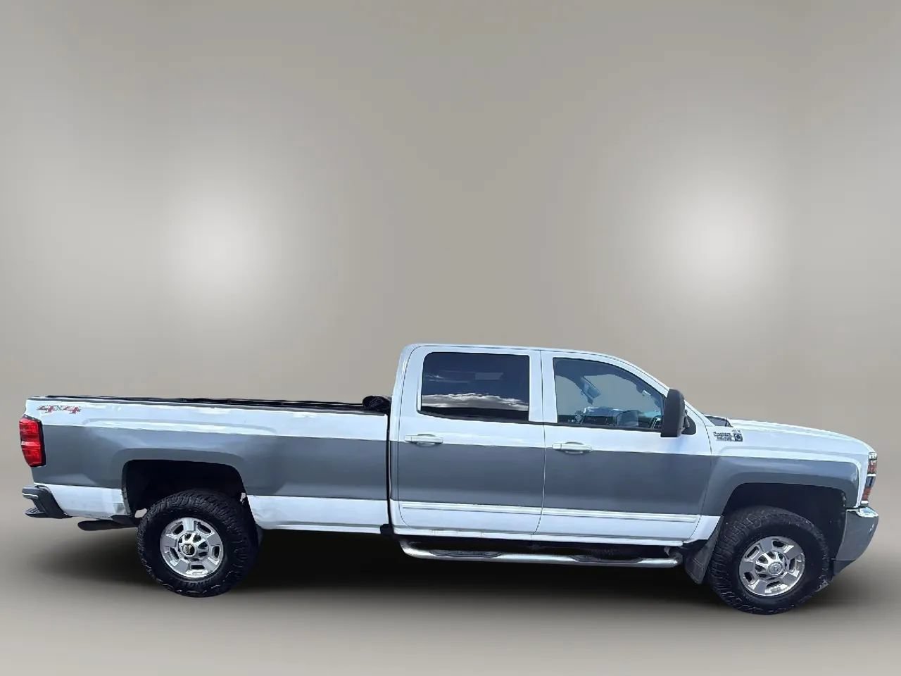 Used 2016 Chevrolet Silverado 2500 LT AWD/4WD image 6