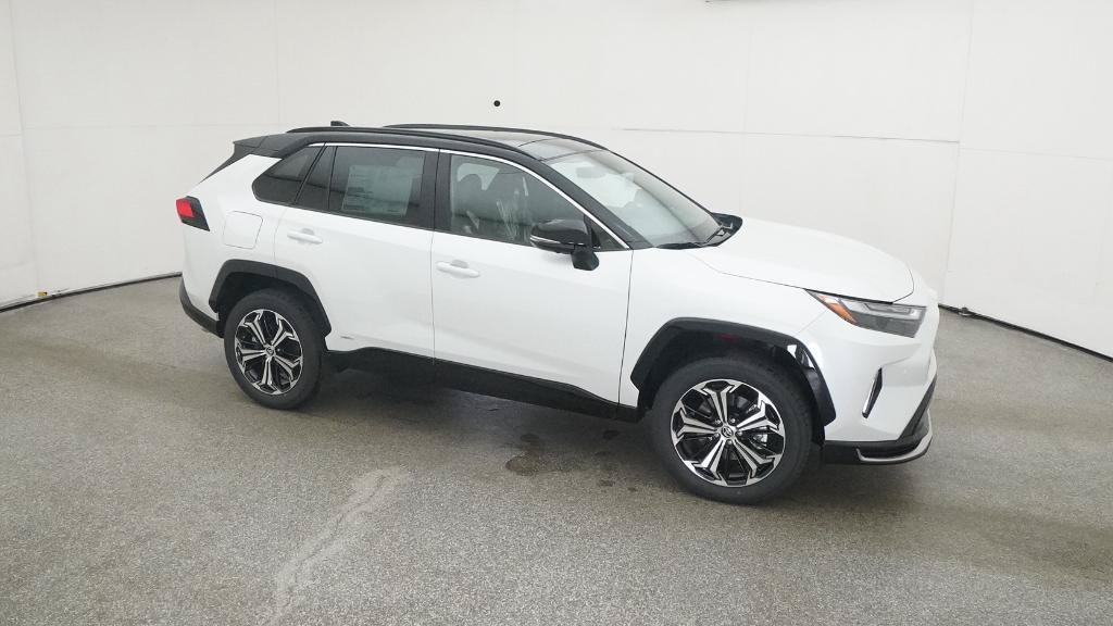 New 2025 Toyota RAV4 XSE w/ Premium Package AWD/4WD image 15
