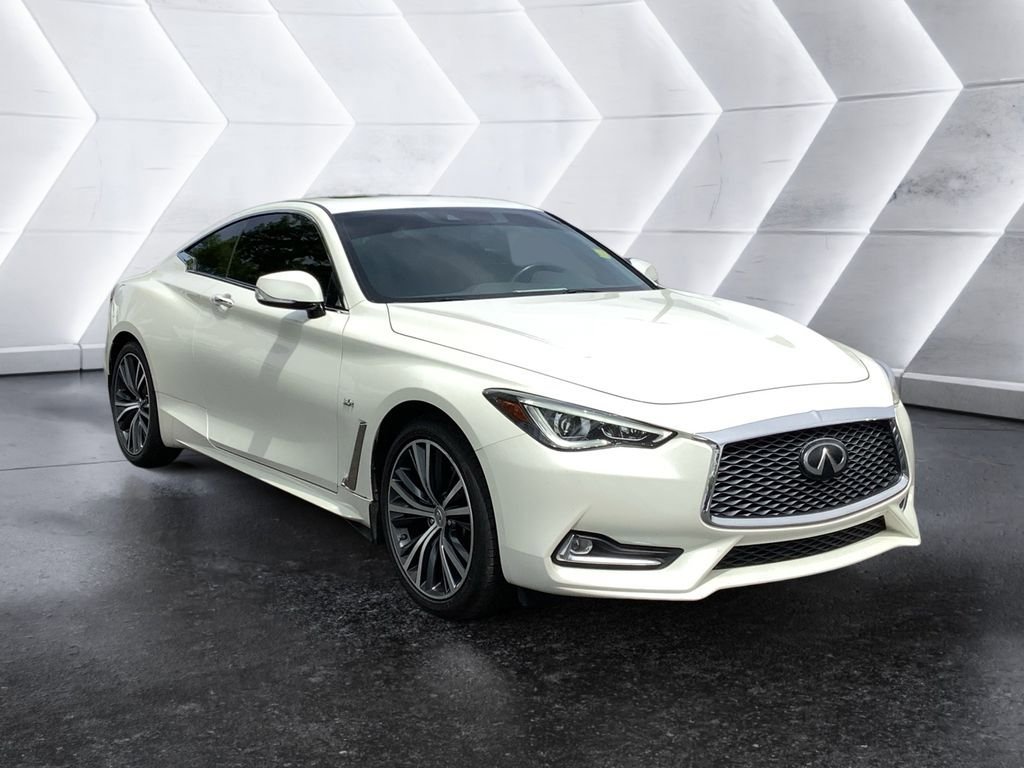 Used 2019 INFINITI Q60 3.0t Luxe w/ Essential Package AWD/4WD image 1