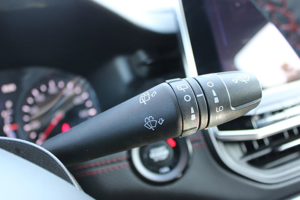 Used 2025 Jeep Compass Trailhawk w/ Trailer Tow Group image 39