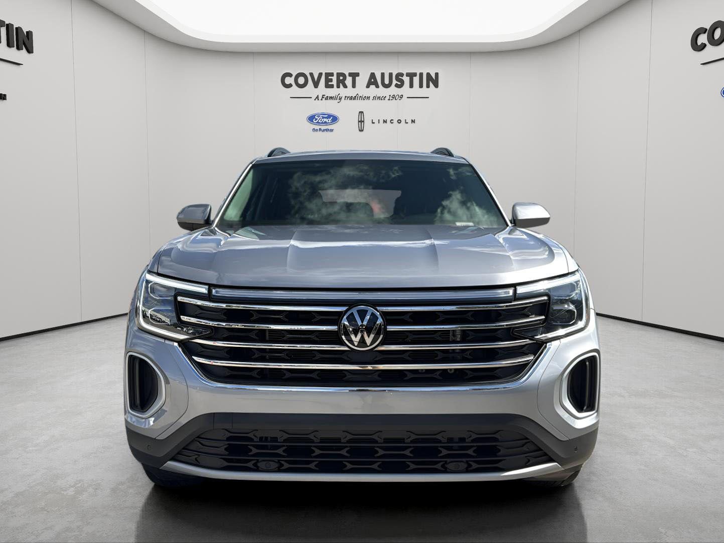 Used 2025 Volkswagen Atlas SE image 8