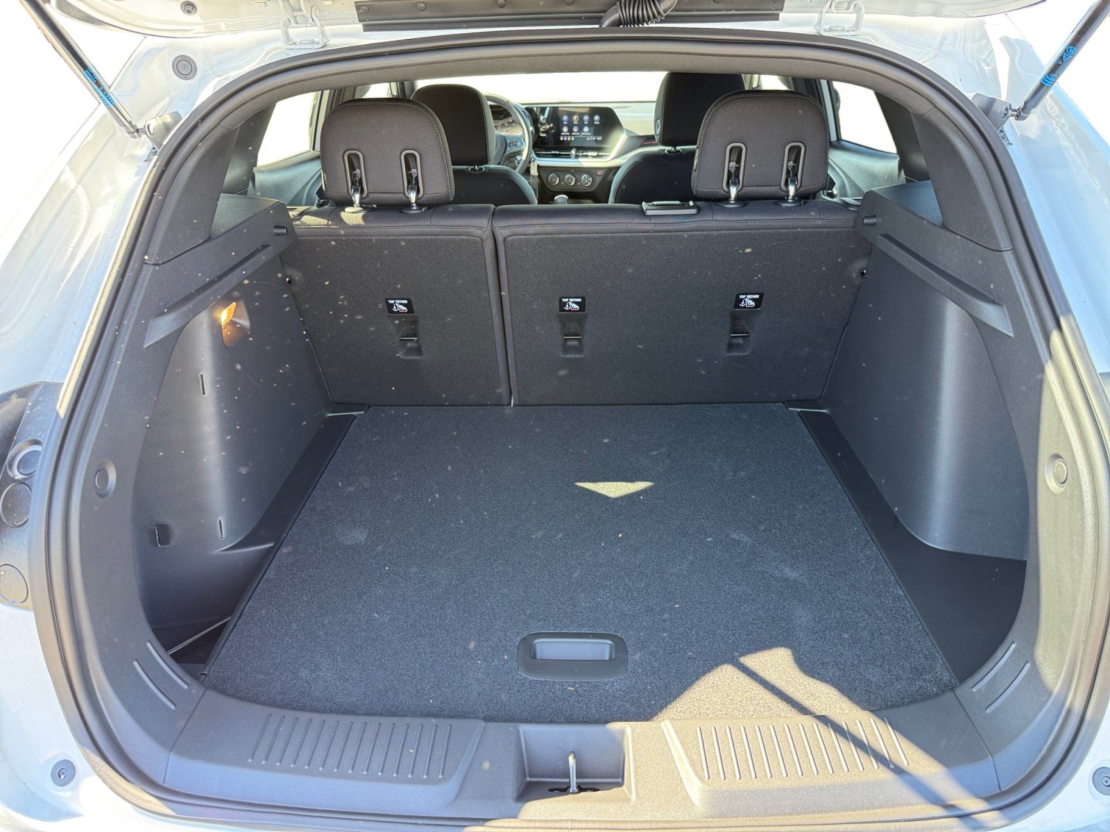 New 2026 Chevrolet Trax RS w/ Driver Confidence Package FWD image 17