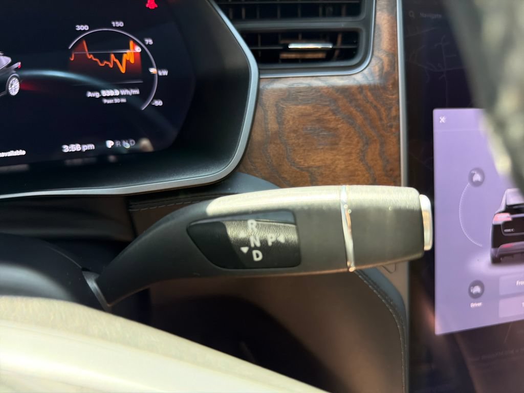 Used 2018 Tesla Model X 100D AWD/4WD image 29